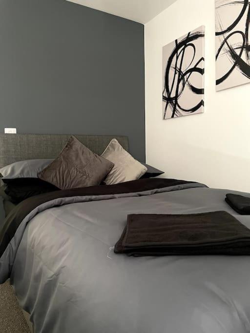 #6Bs 1 Bed Serviced Apartment ดาร์บี ภายนอก รูปภาพ